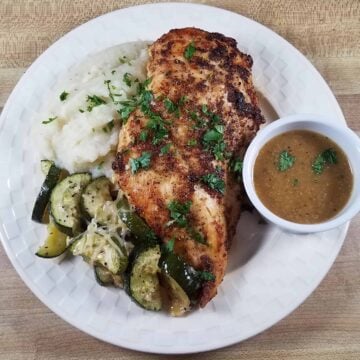 A tasty chicken breast recipe that tastes like restaurant chicken.
